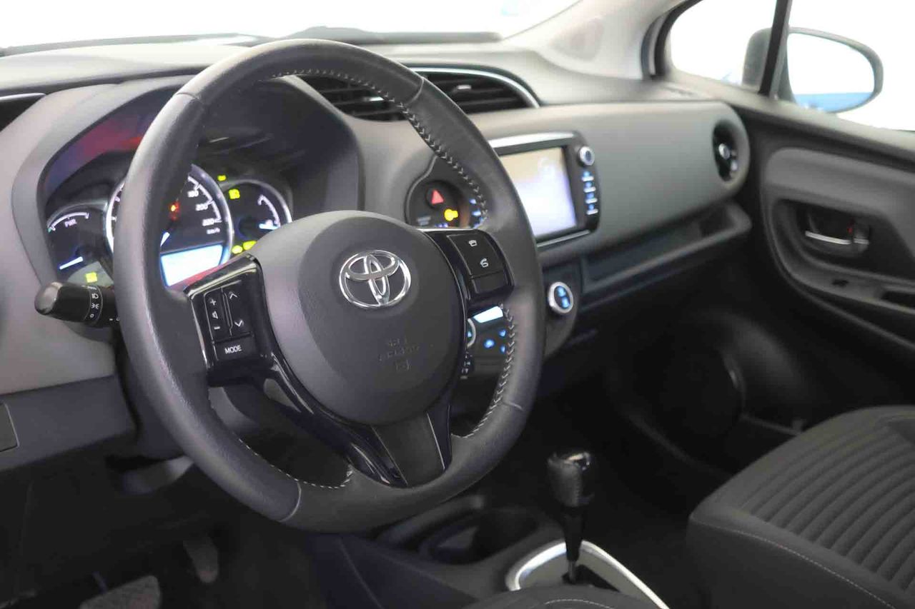Toyota Yaris 1.5 100H Active - Foto 6