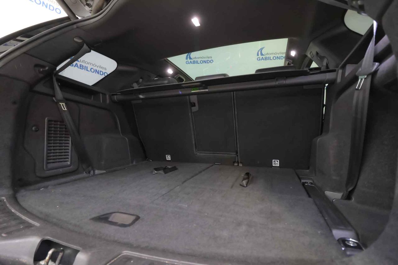 Land-Rover Discovery Sport SD4 4WD HSE 7 asientos **Techo panorámico** - Foto 17