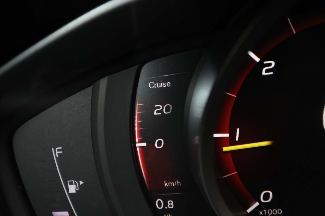 Volvo XC60 2.0 D3 Momentum Auto - Foto 16