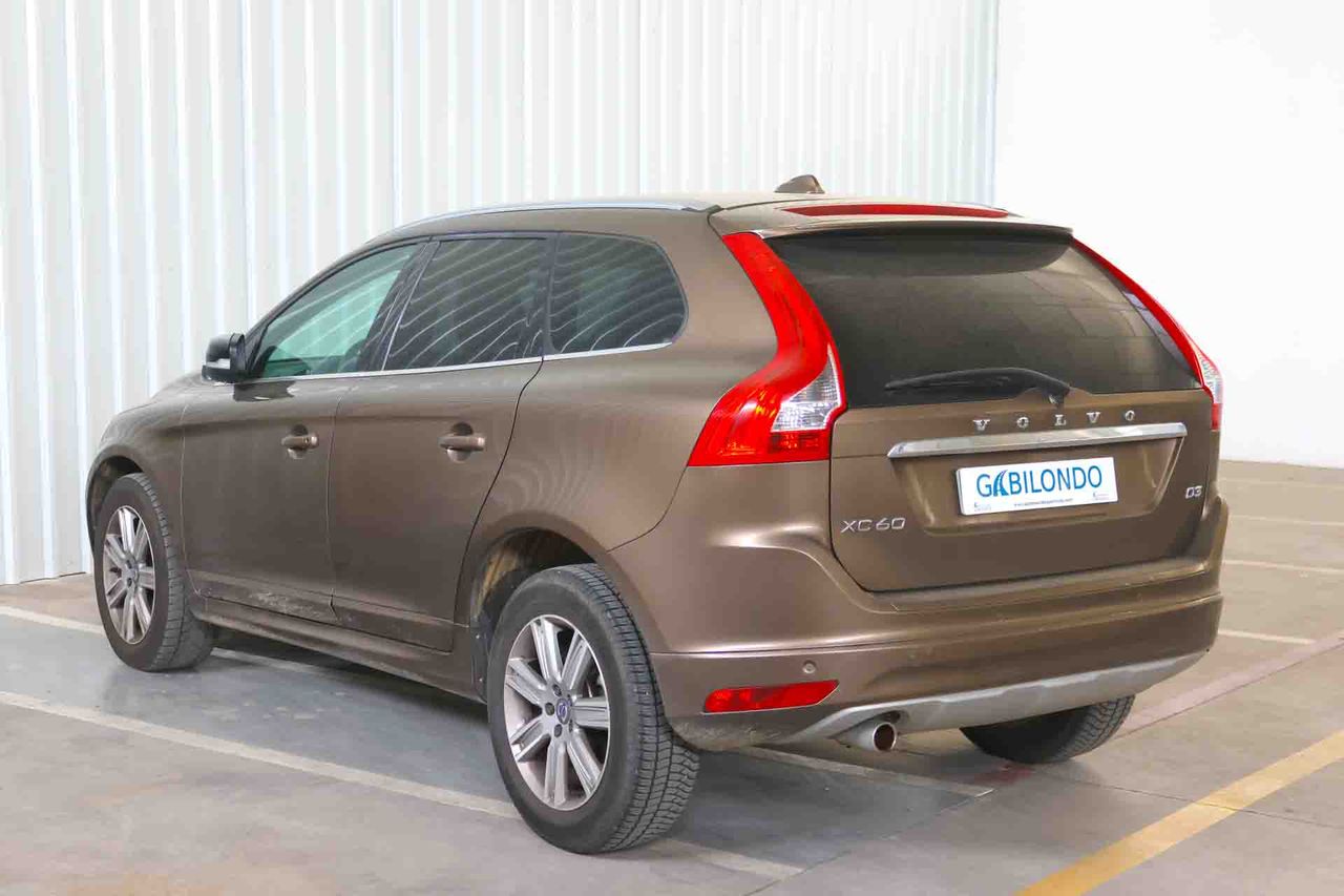 Volvo XC60 2.0 D3 Momentum Auto - Foto 10