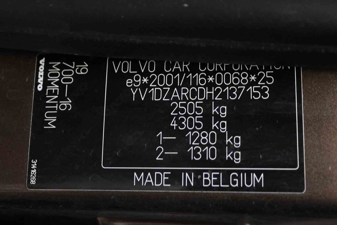 Volvo XC60 2.0 D3 Momentum Auto - Foto 7