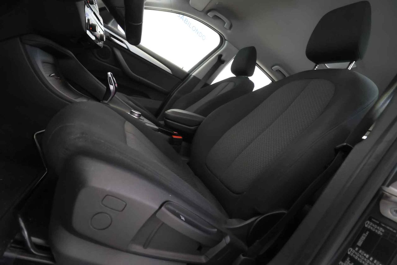 BMW X1 sDrive18i - Foto 14