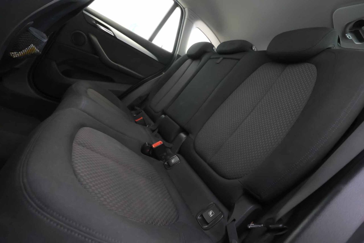 BMW X1 sDrive18i - Foto 15
