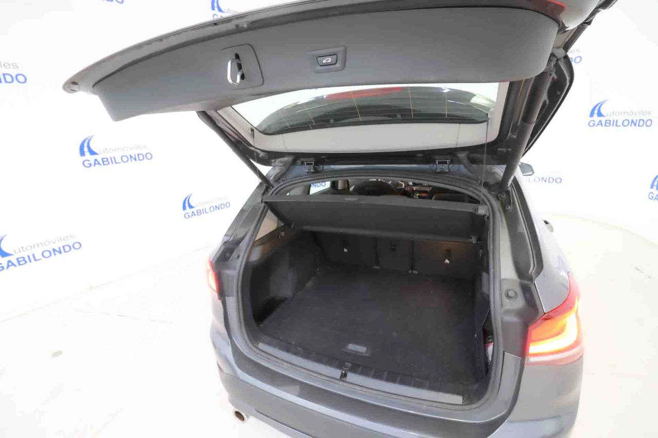 BMW X1 sDrive18i - Foto 17
