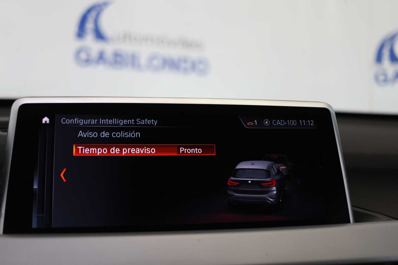 BMW X1 sDrive18i - Foto 18