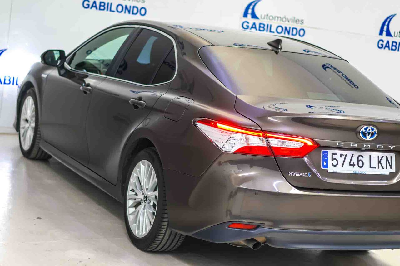 Toyota Camry 2.5 220H Advance - Foto 26