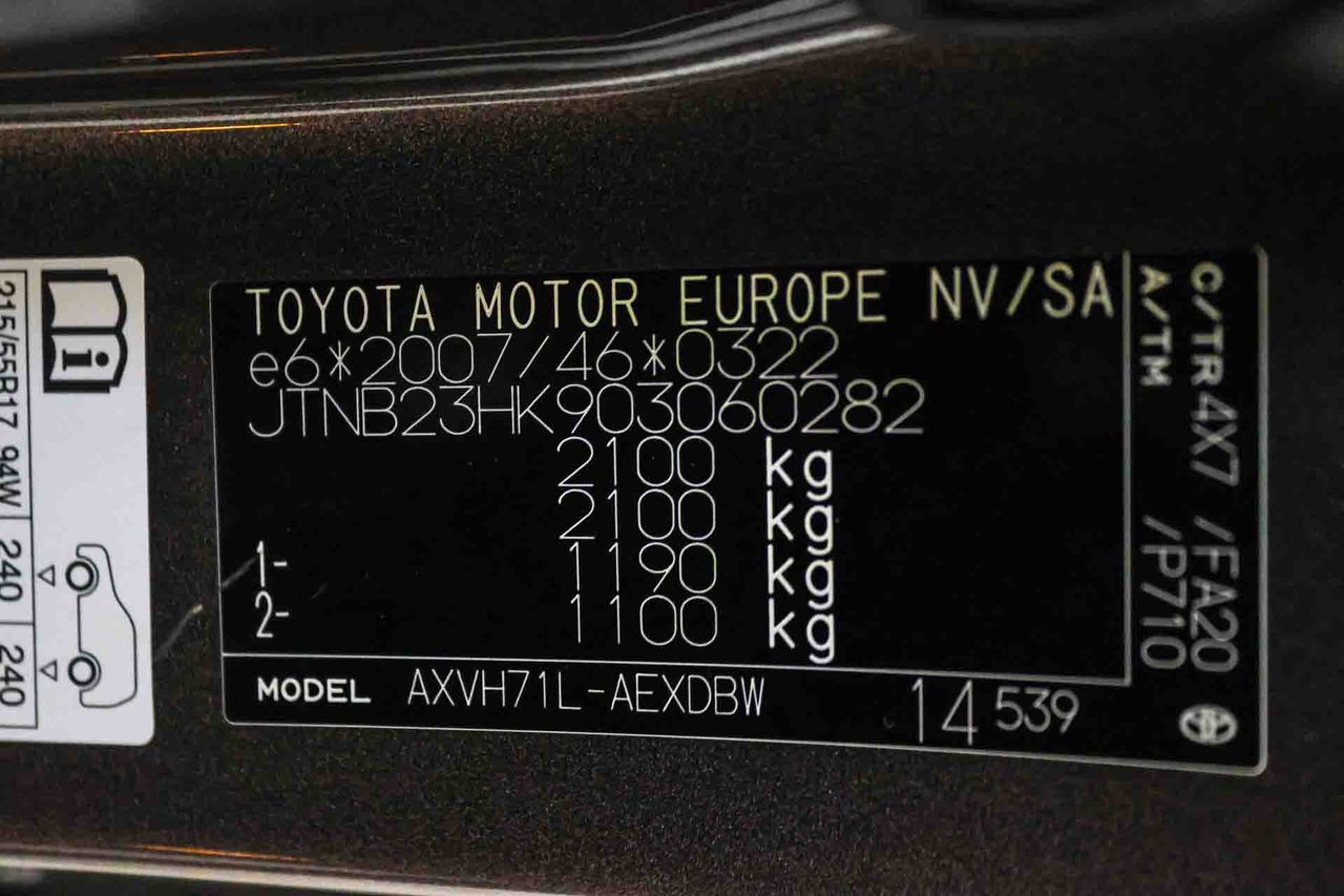 Toyota Camry 2.5 220H Advance - Foto 8