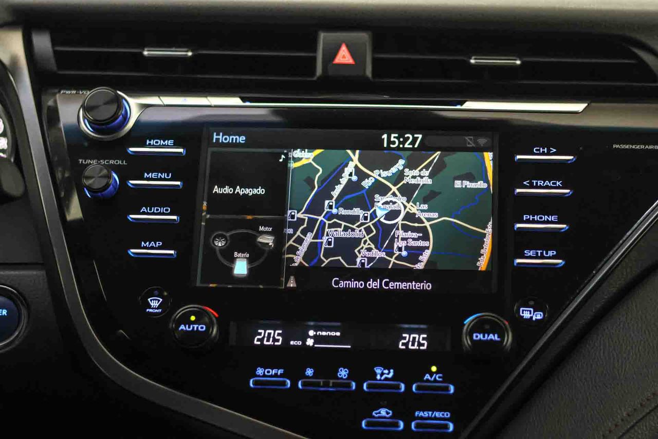 Toyota Camry 2.5 220H Advance - Foto 43