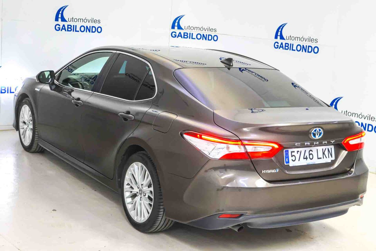 Toyota Camry 2.5 220H Advance - Foto 14