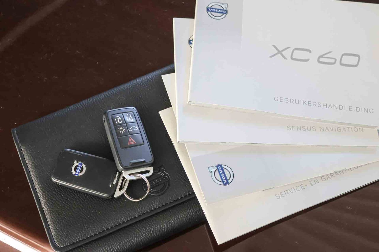 Volvo XC60 2.0 D4 Momentum - Foto 26