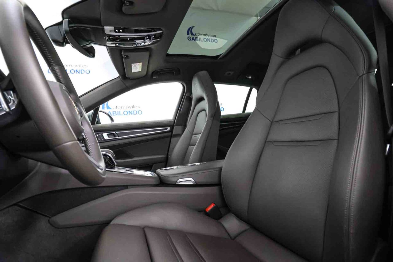 Porsche Panamera 4 E-Hybrid Platinum Edit Sport Turismo **Techo panorámico** - Foto 30