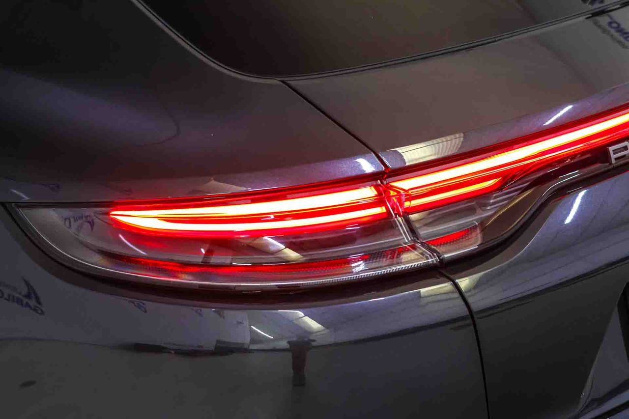 Porsche Panamera 4 E-Hybrid Platinum Edit Sport Turismo **Techo panorámico** - Foto 18