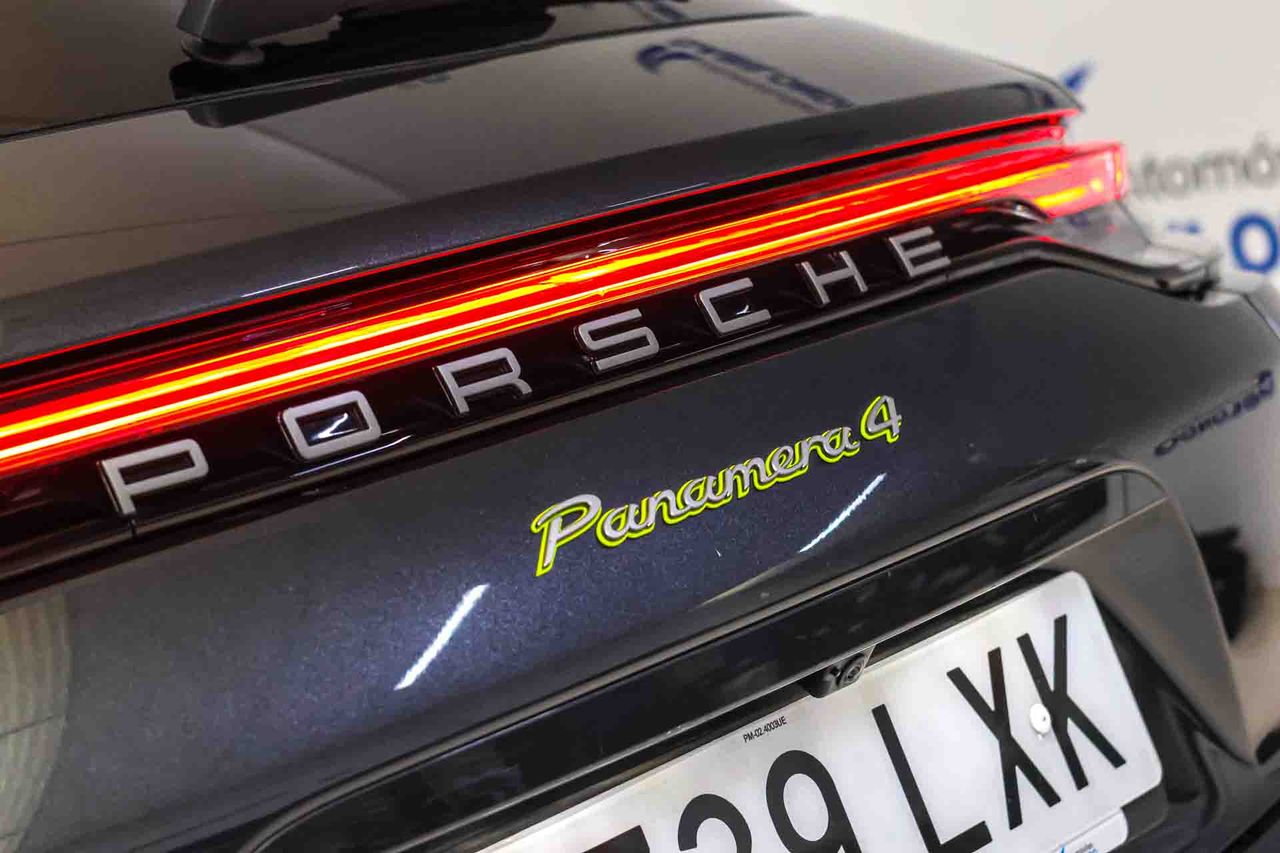 Porsche Panamera 4 E-Hybrid Platinum Edit Sport Turismo **Techo panorámico** - Foto 14