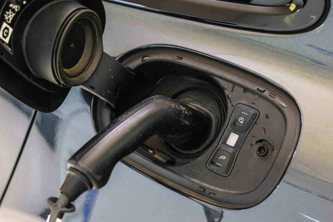 Porsche Panamera 4 E-Hybrid Platinum Edit Sport Turismo **Techo panorámico** - Foto 10