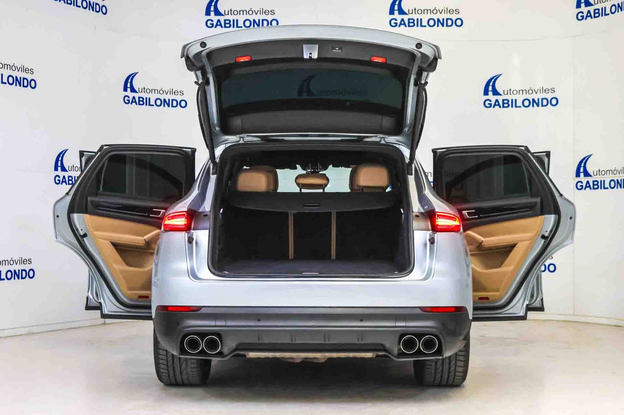 Porsche Cayenne E-Hybrid **Techo panorámico** - Foto 28