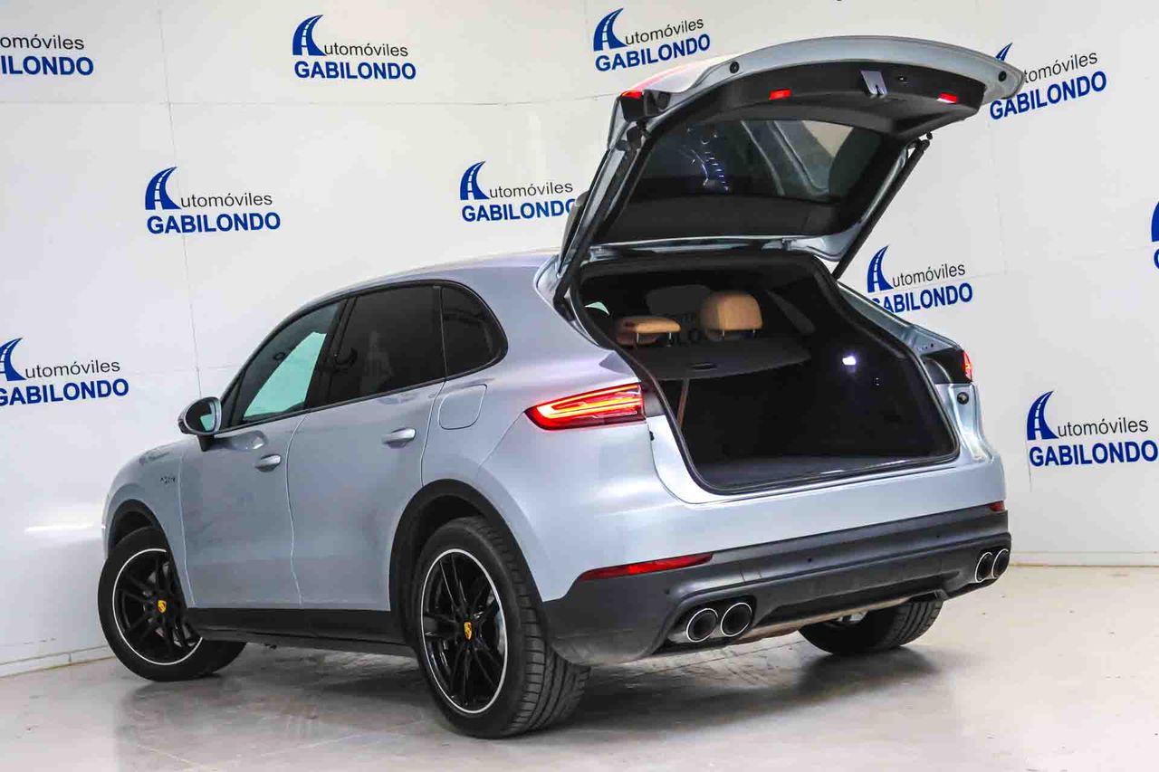 Porsche Cayenne E-Hybrid **Techo panorámico** - Foto 24