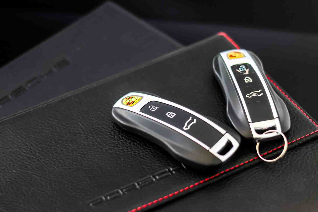 Porsche Cayenne E-Hybrid **Techo panorámico** - Foto 84