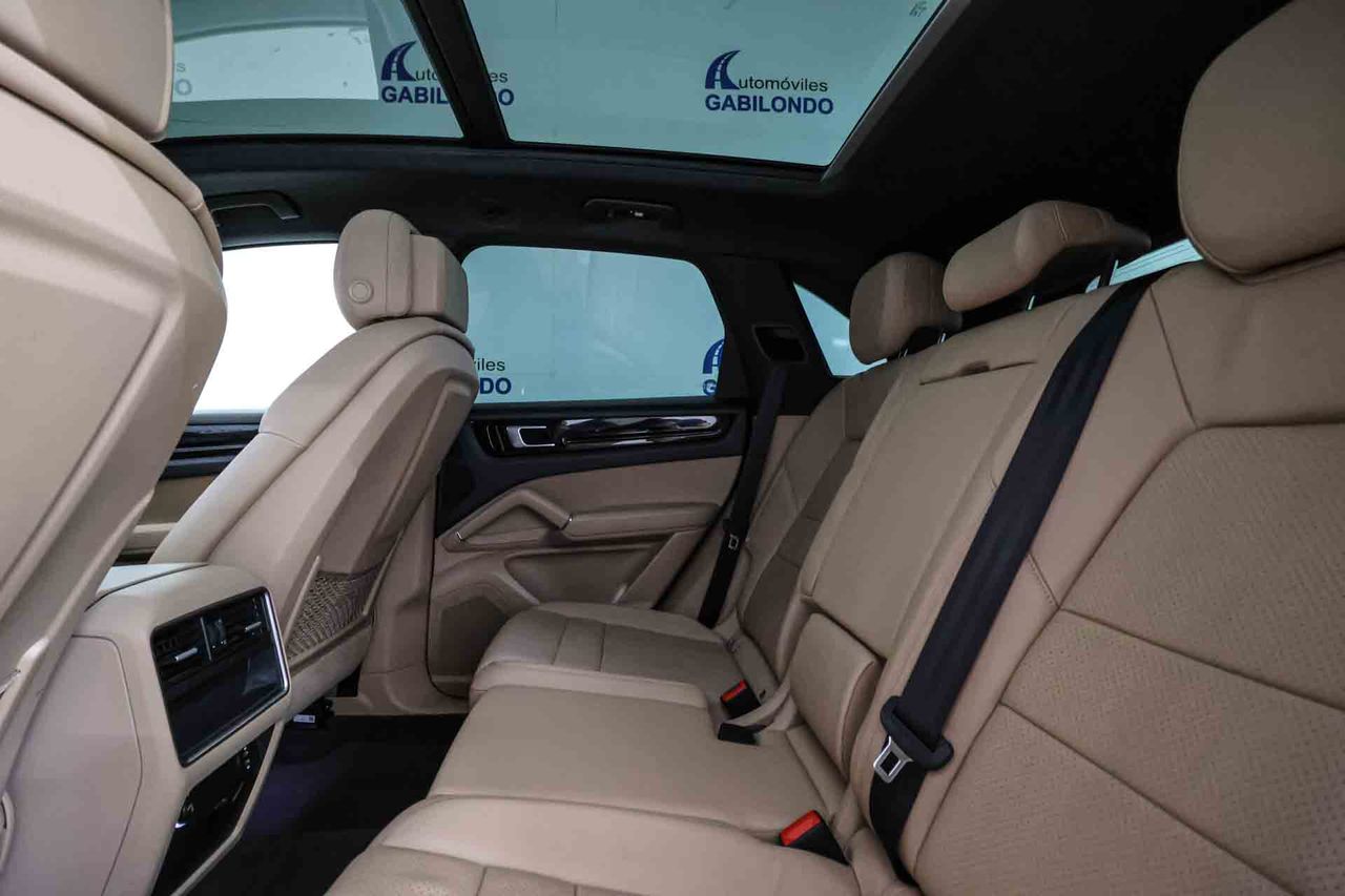 Porsche Cayenne E-Hybrid **Techo panorámico** - Foto 54