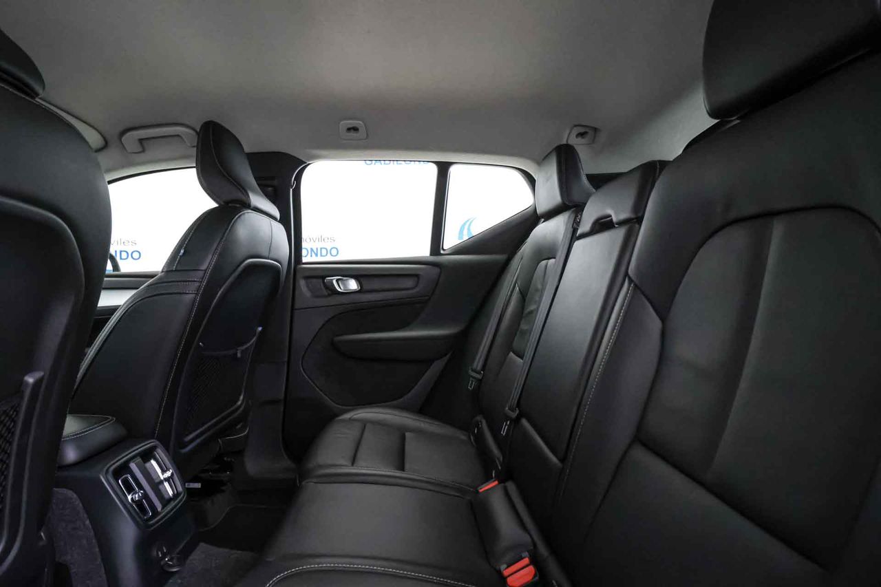 Volvo XC40 1.5 T4 Twin Recharge Inscription Auto - Foto 46