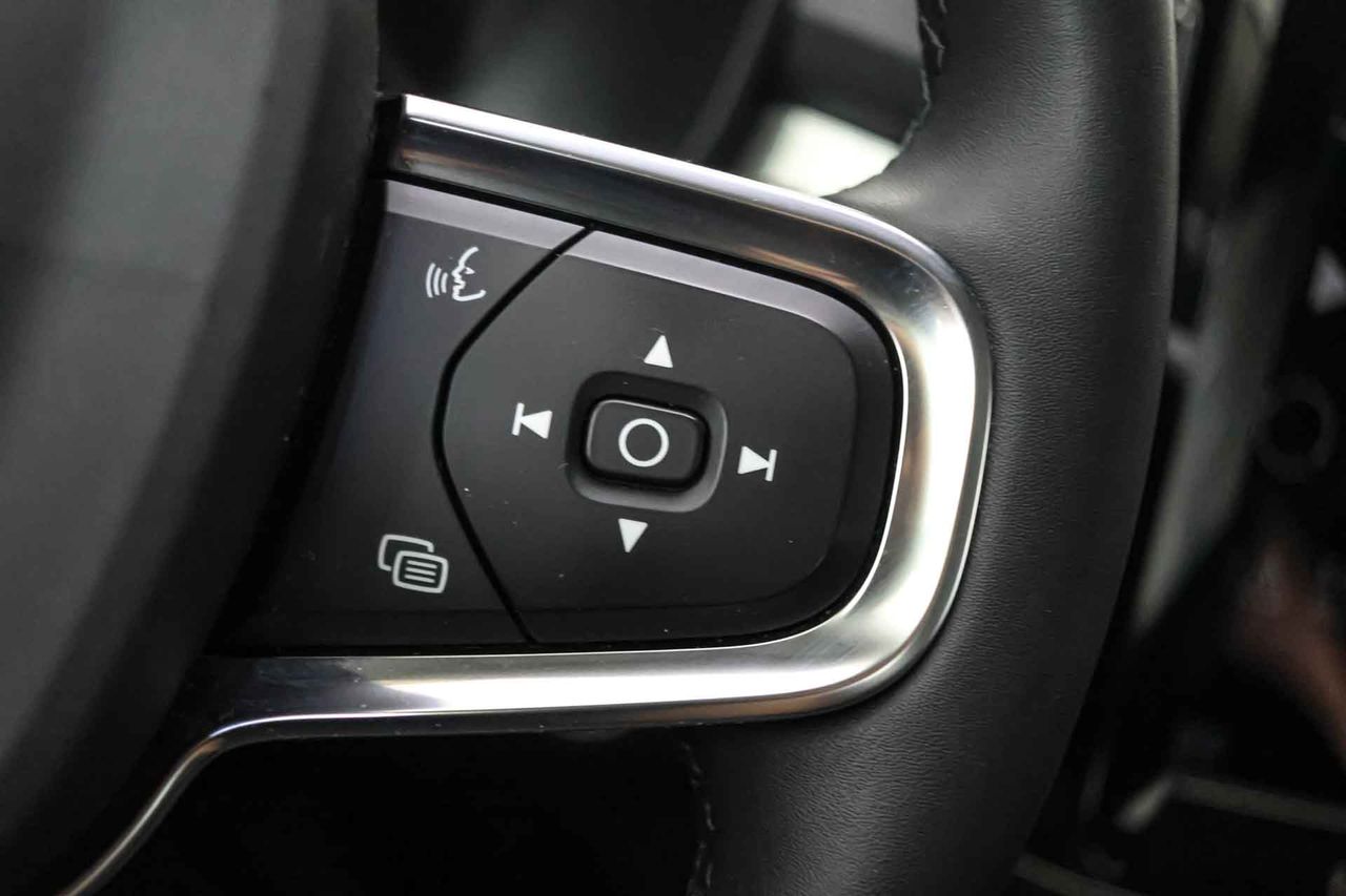 Volvo XC40 1.5 T4 Twin Recharge Inscription Auto - Foto 38