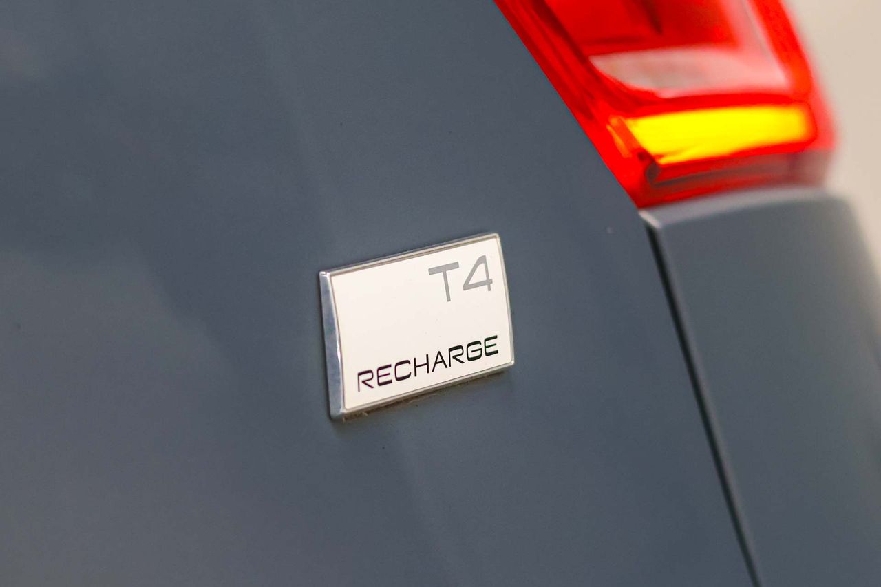 Volvo XC40 1.5 T4 Twin Recharge Inscription Auto - Foto 16