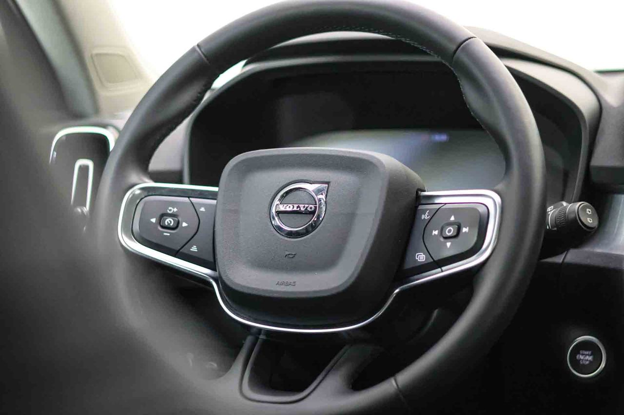 Volvo XC40 1.5 T4 Twin Recharge Inscription Auto - Foto 35