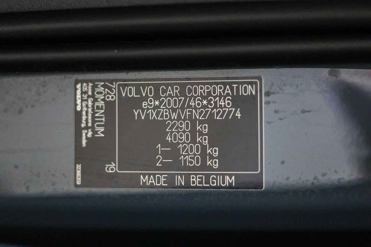 Volvo XC40 1.5 T4 Twin Recharge Inscription Auto - Foto 8