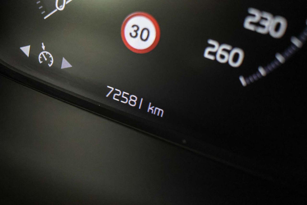 Volvo XC40 1.5 T4 Twin Recharge Inscription Auto - Foto 7