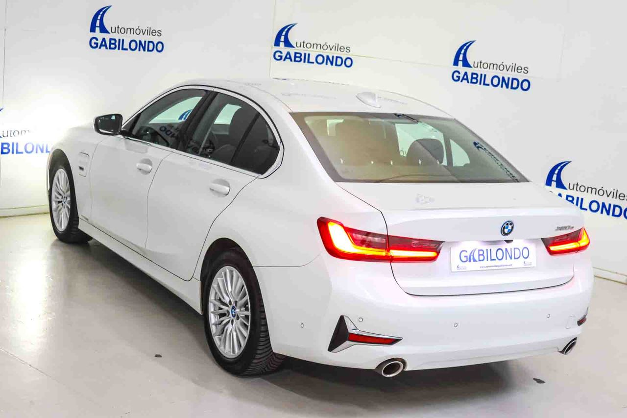 BMW Serie 3 320e - Foto 17