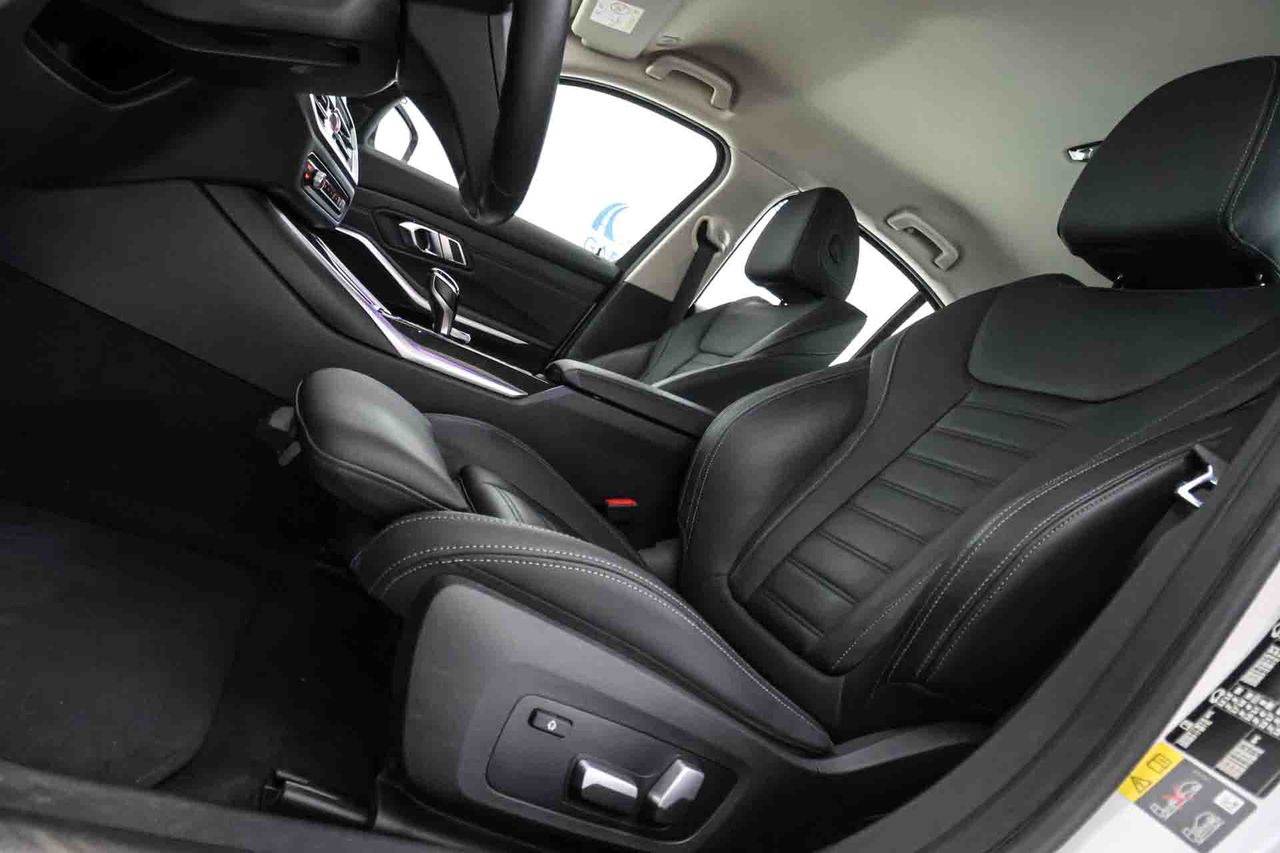 BMW Serie 3 320e - Foto 31