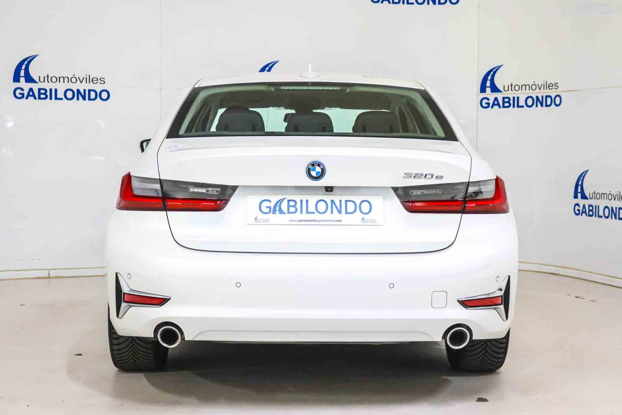 BMW Serie 3 320e - Foto 5