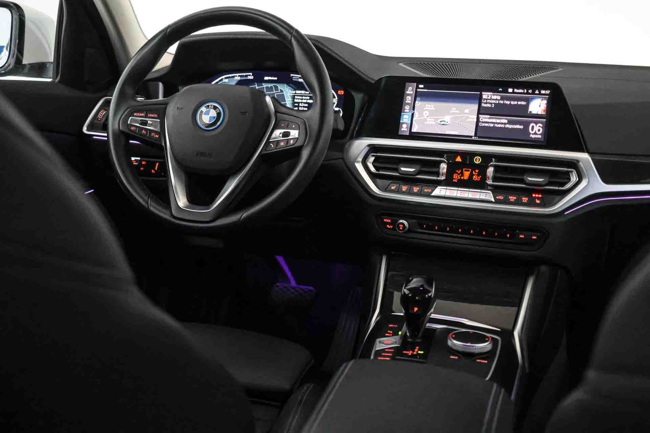 BMW Serie 3 320e - Foto 38