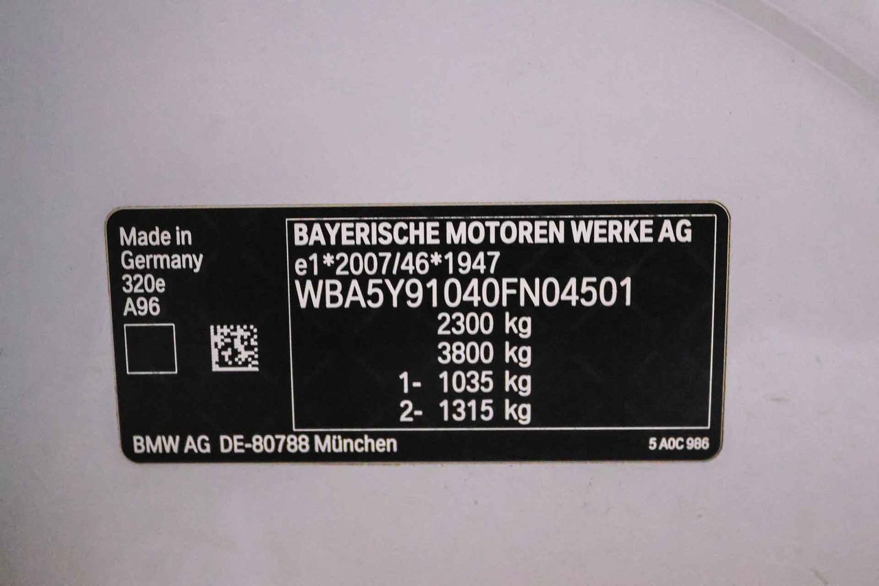 BMW Serie 3 320e - Foto 8