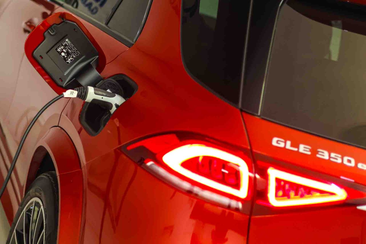 Mercedes GLE GLE 350 e 4MATIC AMG Line - Foto 13