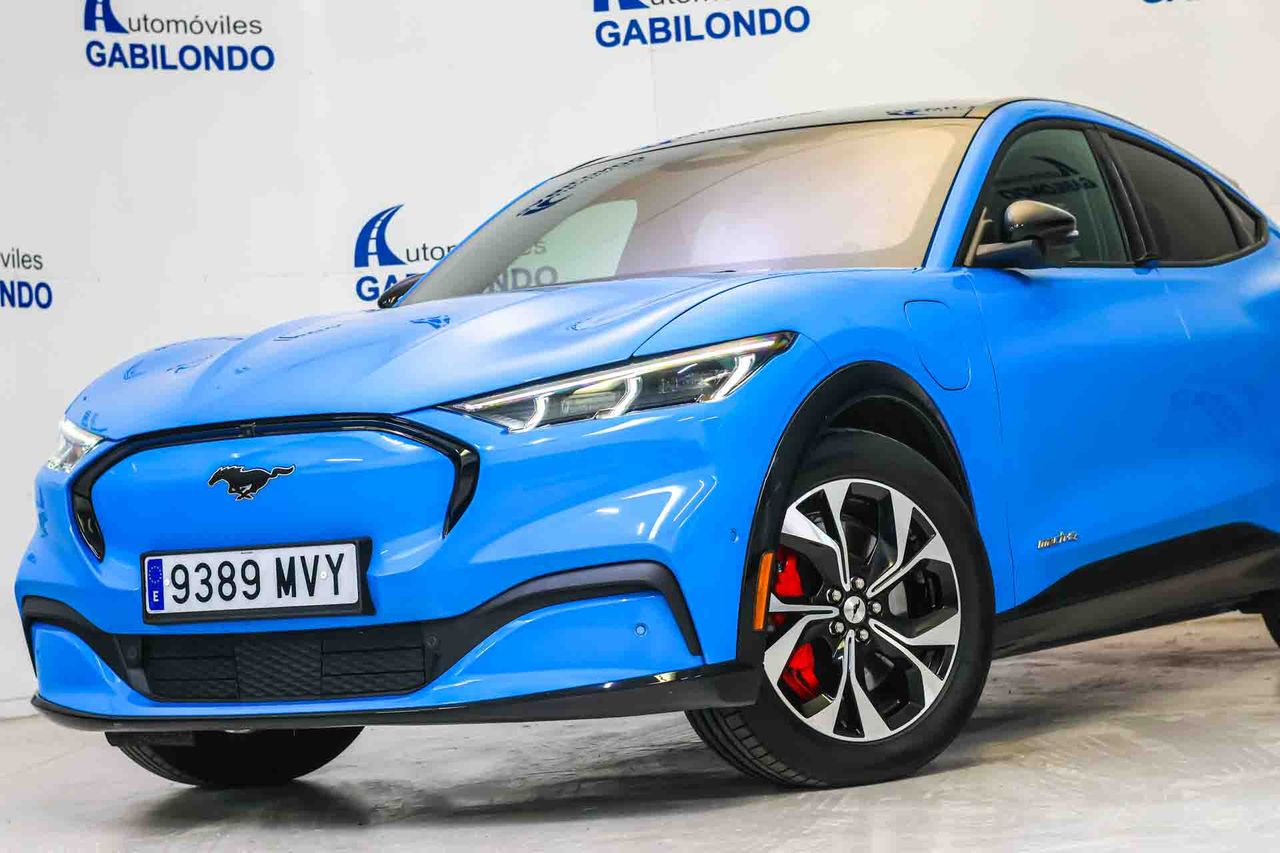 Ford Mustang Mach-E Premium AWD Ran. Están. (Bat. LFP) 232kW **Techo panorámico** - Foto 31