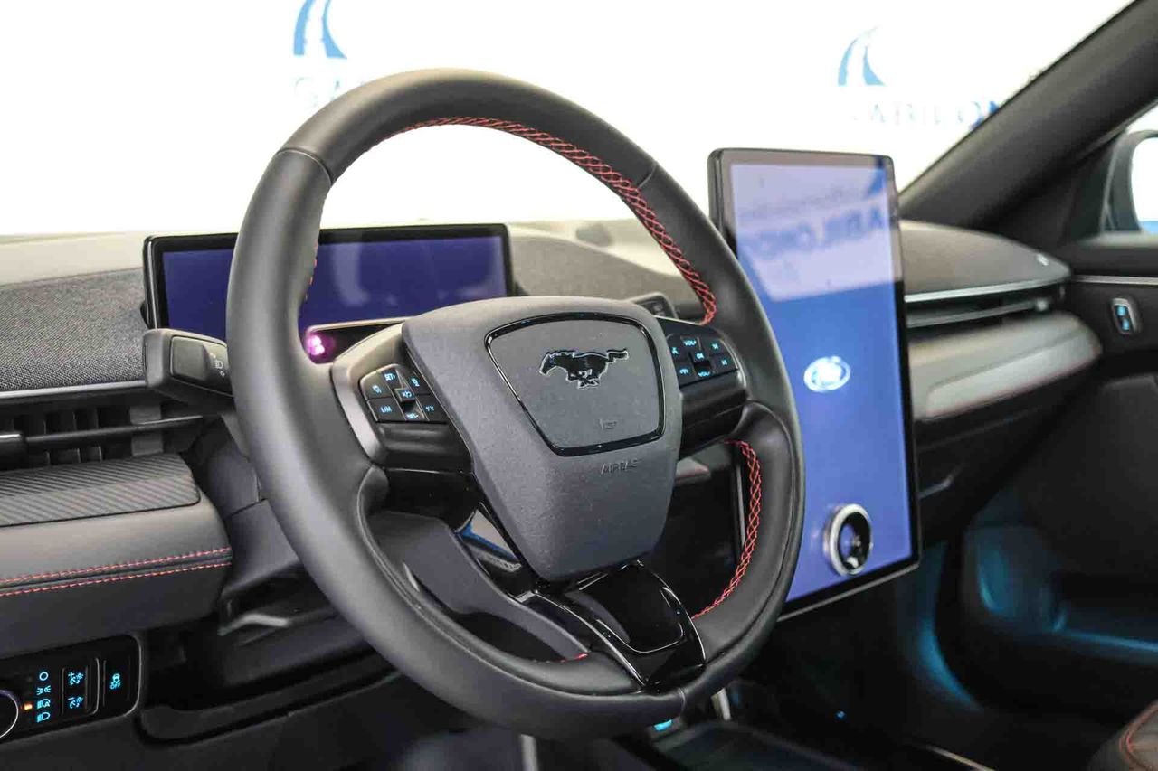 Ford Mustang Mach-E Premium AWD Ran. Están. (Bat. LFP) 232kW **Techo panorámico** - Foto 6