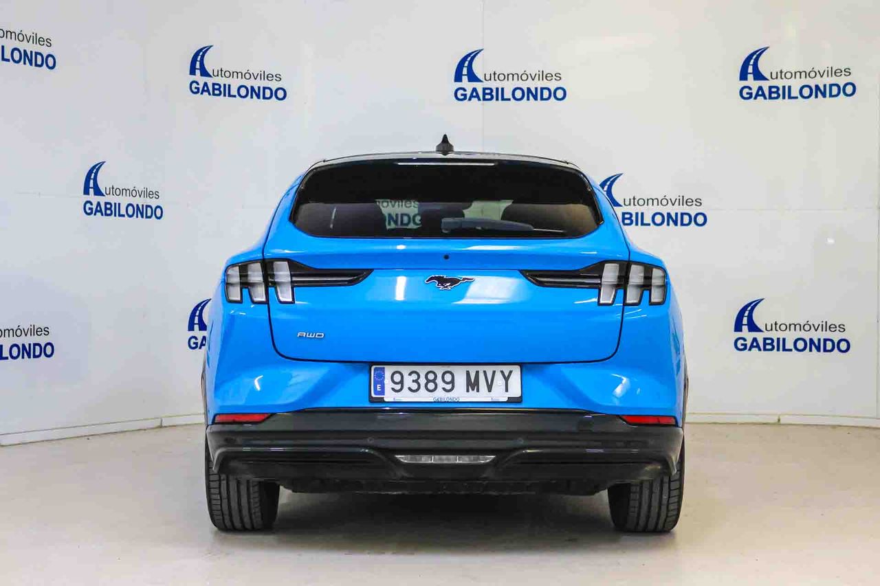 Ford Mustang Mach-E Premium AWD Ran. Están. (Bat. LFP) 232kW **Techo panorámico** - Foto 5