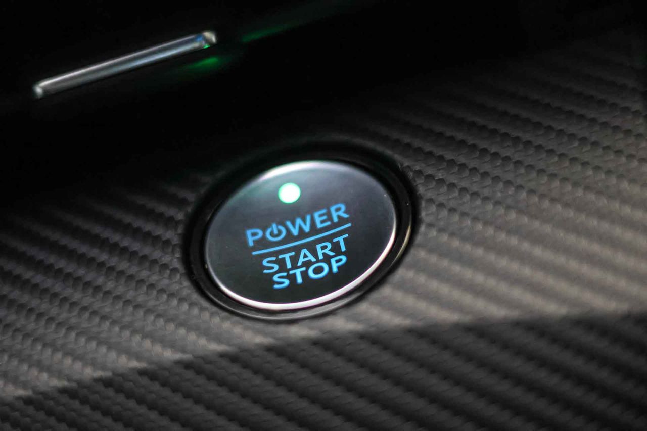 Ford Mustang Mach-E Premium AWD Ran. Están. (Bat. LFP) 232kW **Techo panorámico** - Foto 49