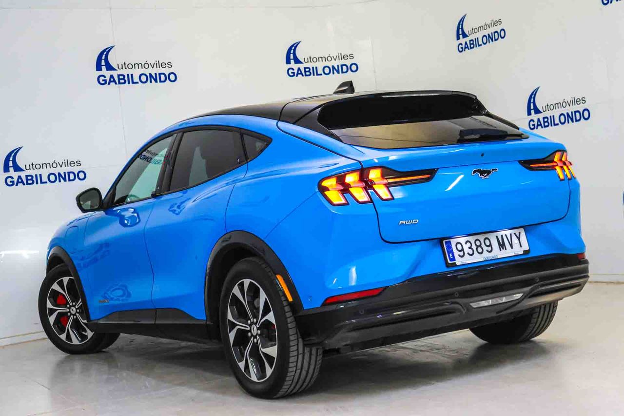 Ford Mustang Mach-E Premium AWD Ran. Están. (Bat. LFP) 232kW **Techo panorámico** - Foto 19