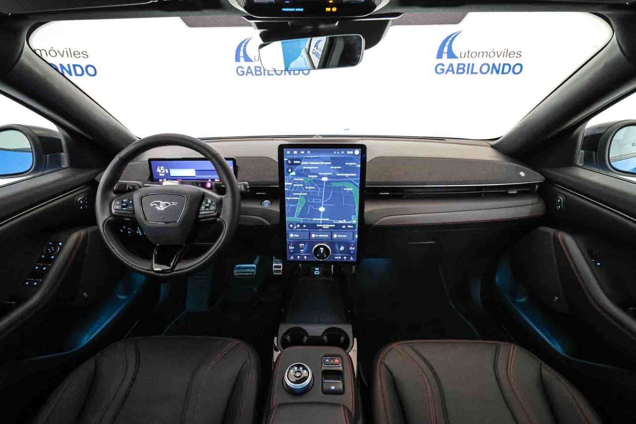 Ford Mustang Mach-E Premium AWD Ran. Están. (Bat. LFP) 232kW **Techo panorámico** - Foto 41