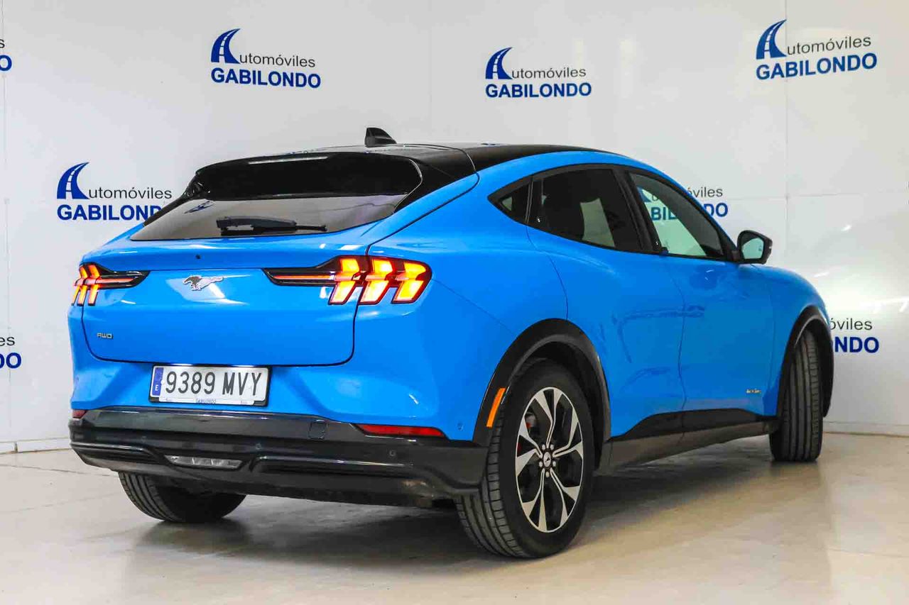 Ford Mustang Mach-E Premium AWD Ran. Están. (Bat. LFP) 232kW **Techo panorámico** - Foto 14