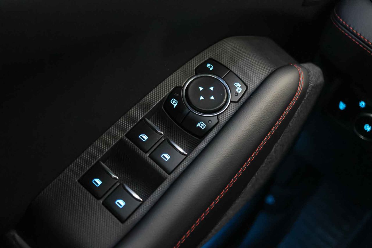 Ford Mustang Mach-E Premium AWD Ran. Están. (Bat. LFP) 232kW **Techo panorámico** - Foto 37