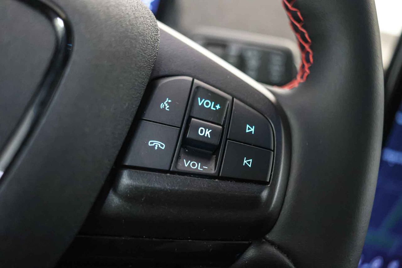 Ford Mustang Mach-E Premium AWD Ran. Están. (Bat. LFP) 232kW **Techo panorámico** - Foto 45