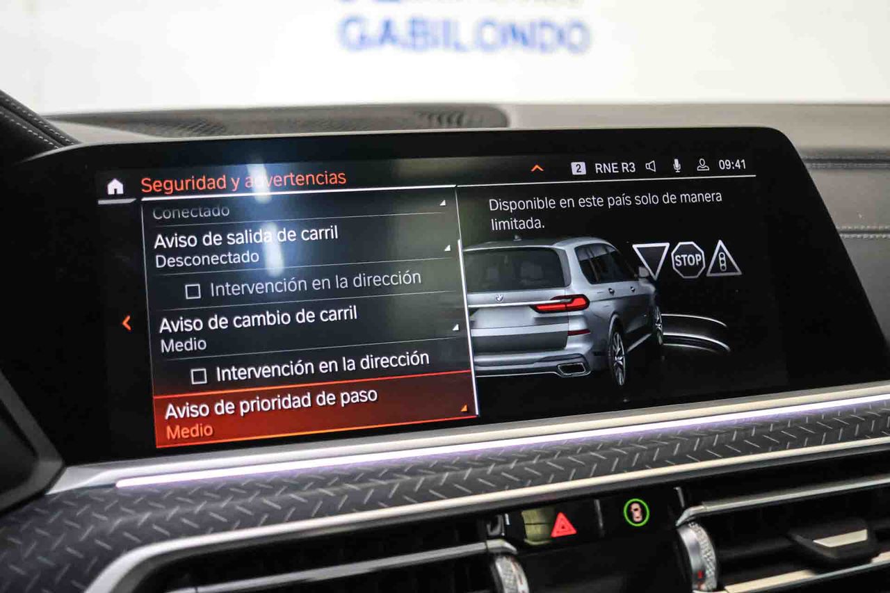 BMW X7 xDrive40i M Sport *Techo panorámico* **7 plazas** - Foto 76