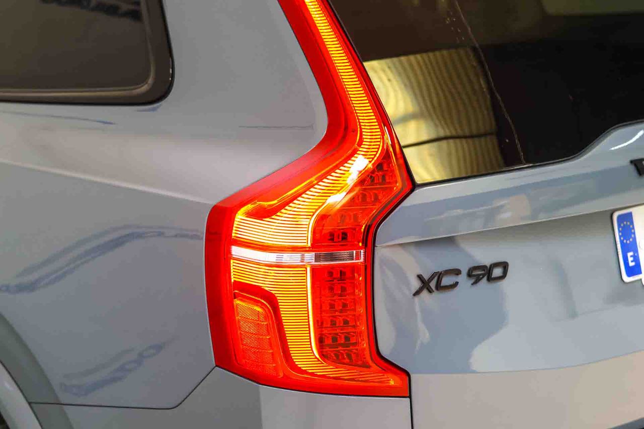 Volvo XC90 2.0 T8 AWD Plus Dark Recharge Auto - Foto 20