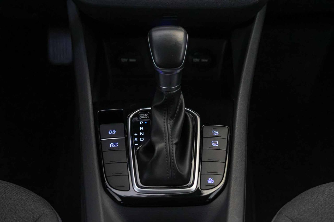 Hyundai IONIQ 1.6 GDI PHEV Klass DCT - Foto 46