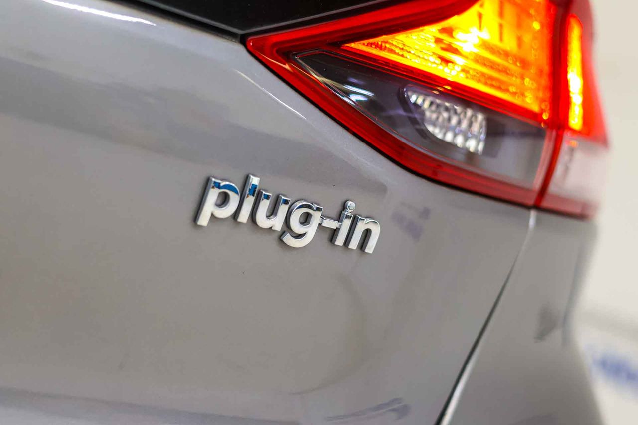 Hyundai IONIQ 1.6 GDI PHEV Klass DCT - Foto 17