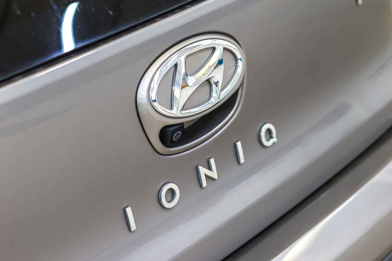 Hyundai IONIQ 1.6 GDI PHEV Klass DCT - Foto 16