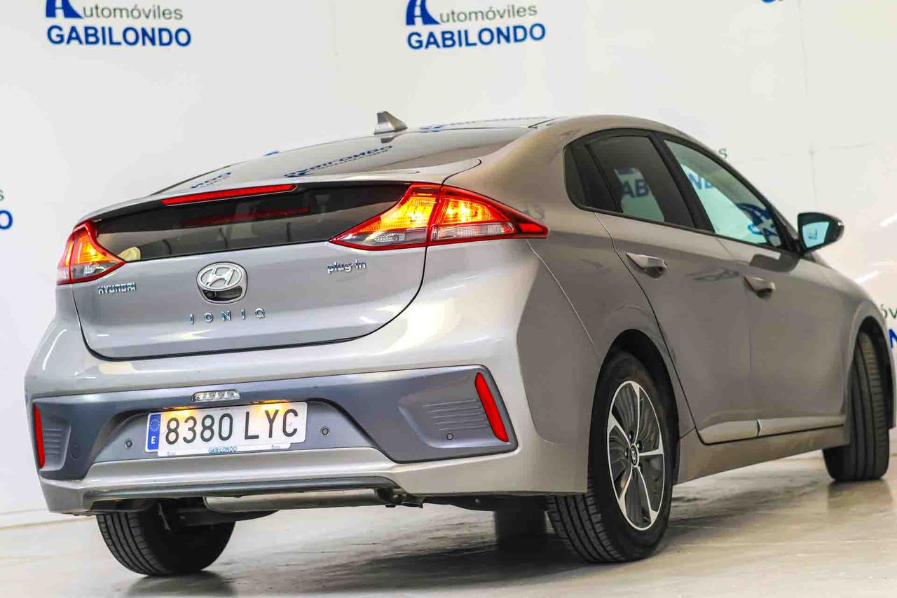 Hyundai IONIQ 1.6 GDI PHEV Klass DCT - Foto 31