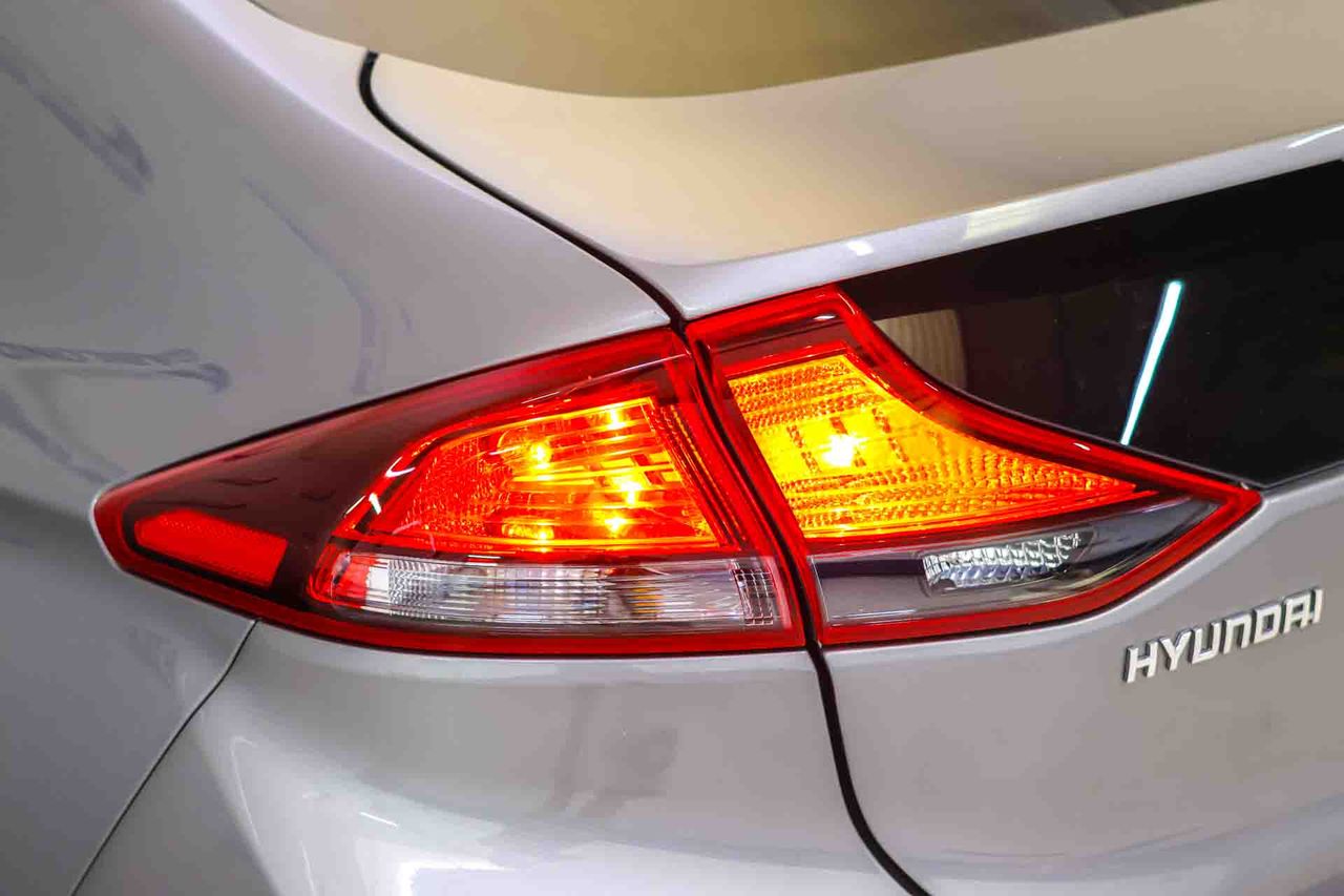 Hyundai IONIQ 1.6 GDI PHEV Klass DCT - Foto 21